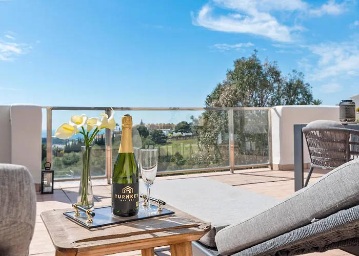 Luxury 2Br Penthouse - Rooftop, Pool, Sea Views Apartamento