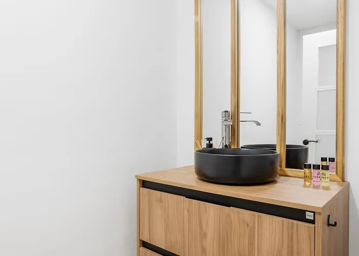 Luxury 2Br Penthouse - Rooftop, Pool, Sea Views *