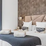 Apartment Luxury 2br Penthouse - Rooftop, Pool, Sea Views