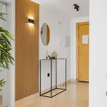 Luxury 2br Penthouse - Rooftop, Pool, Sea Views *