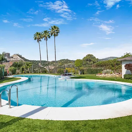 Luxury 2Br Penthouse - Rooftop, Pool, Sea Views Daire Estepona