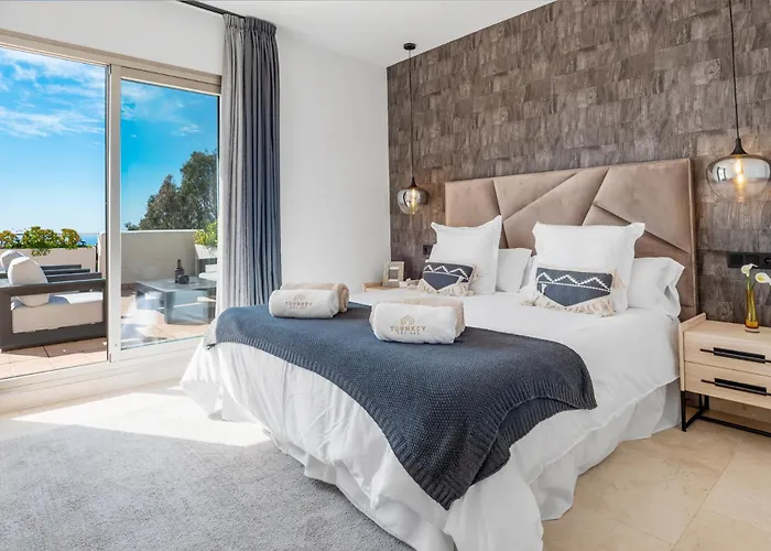 Daire Luxury 2Br Penthouse - Rooftop, Pool, Sea Views