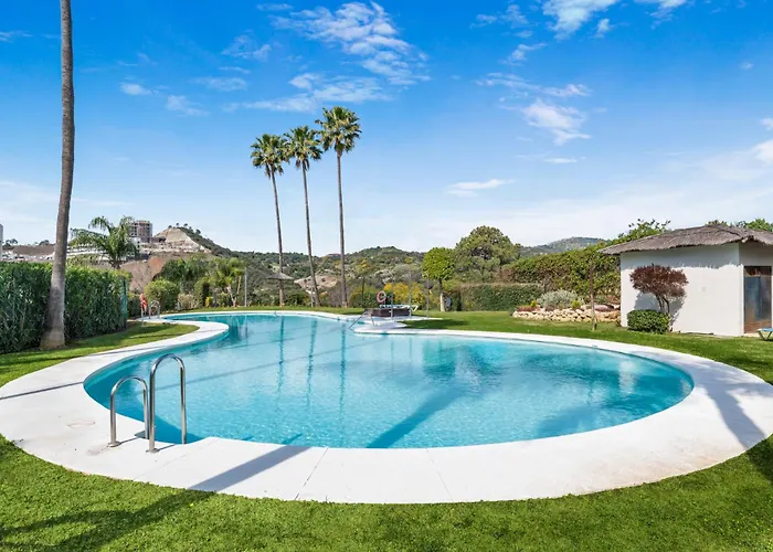 Luxury 2Br Penthouse - Rooftop, Pool, Sea Views Daire Estepona