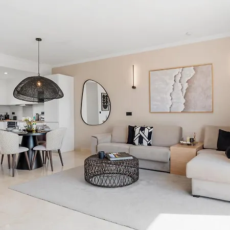 Luxury 2br Penthouse - Rooftop, Pool, Sea Views Apartment Estepona