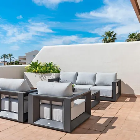 アパート Luxury 2br Penthouse - Rooftop, Pool, Sea Views